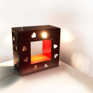 Lampada di ecodesign in cartone - Audrey San Valentino