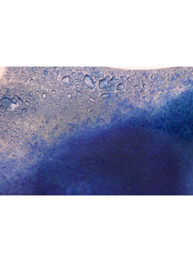 Vassoio quadrato in vetro color blu zaffiro Vassoio quadrato in vetro color blu zaffiro