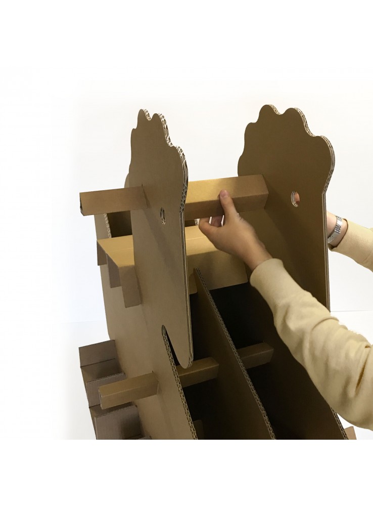 Cavallo a dondolo in cartone ondulato avana – Furia Cavallo a dondolo in cartone ondulato avana - Furia