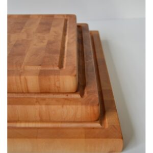 Tagliere Quadrato in legno di Ontano 24 cm