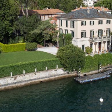 VILLA-CLOONEY-E-CANALIS-1536x1024